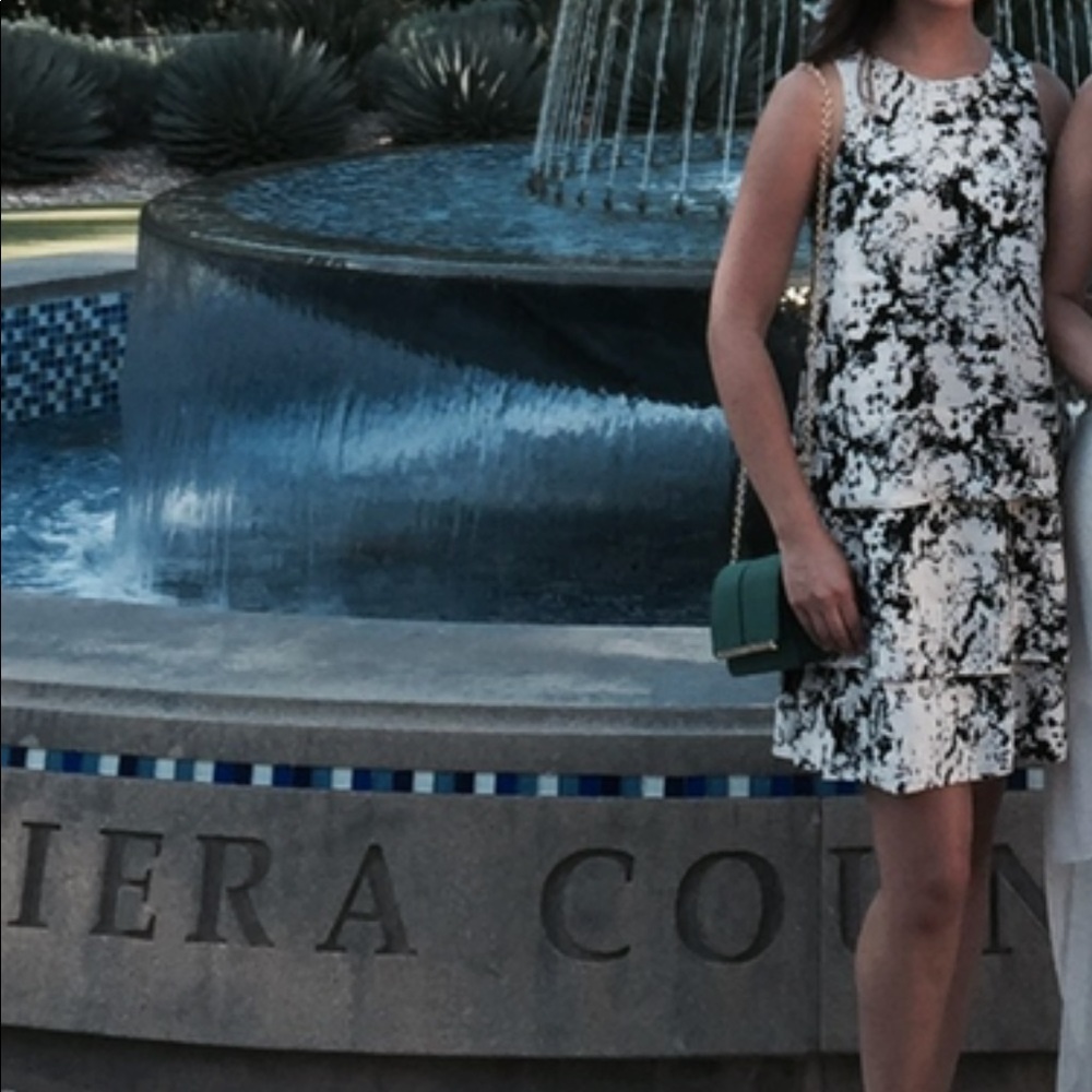 Banana Republic Black/White 3 Tiered Dress XS 00P